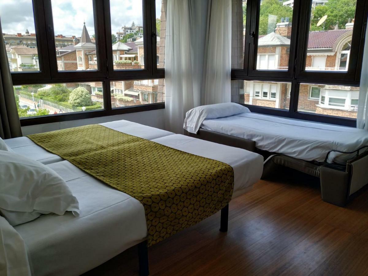 Hotel Ezeiza Сан-Себастьян Экстерьер фото